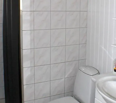 بيت للعطل Four-bedroom Holiday In 50 *